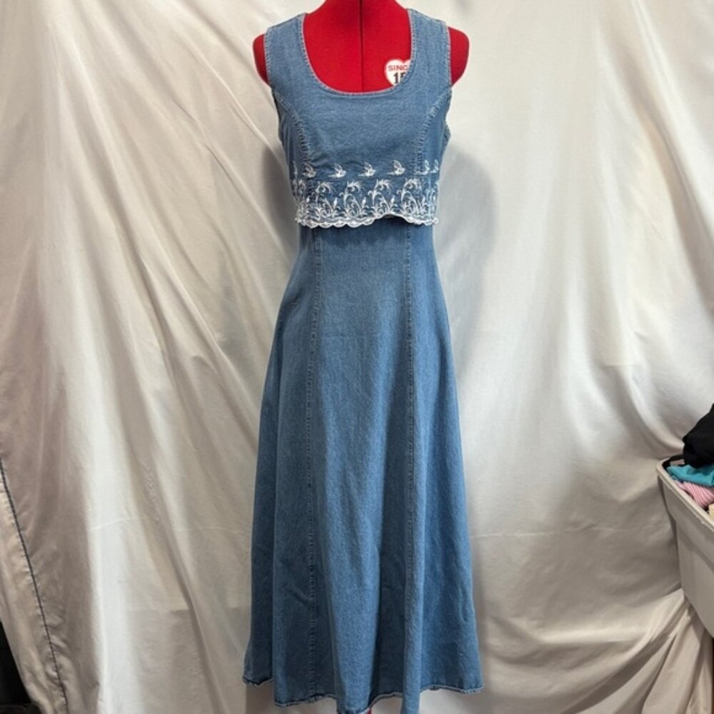Chic Blue Denim Maxi Dress with Lace Detail